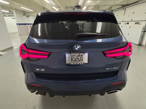 Used 2024 BMW X3 xDrive30i w/ Premium Package image 4