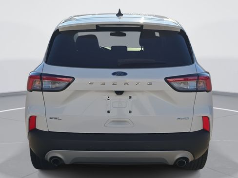 Used 2022 Ford Escape SEL image 6