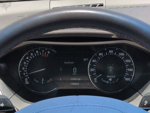 Used 2019 Lincoln MKZ Reserve FWD image 25