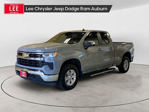 Used 2024 Chevrolet Silverado 1500 LT image 1