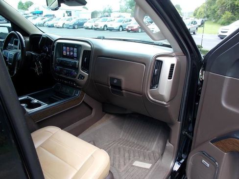 Used 2018 GMC Sierra 1500 Denali image 25