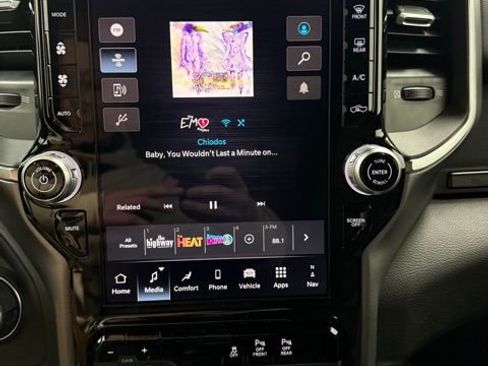 New 2026 RAM 1500 4x4 Crew Cab image 14