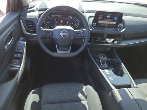 New 2026 Nissan Rogue SV image 10