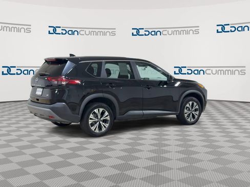 Used 2023 Nissan Rogue SV FWD image 8