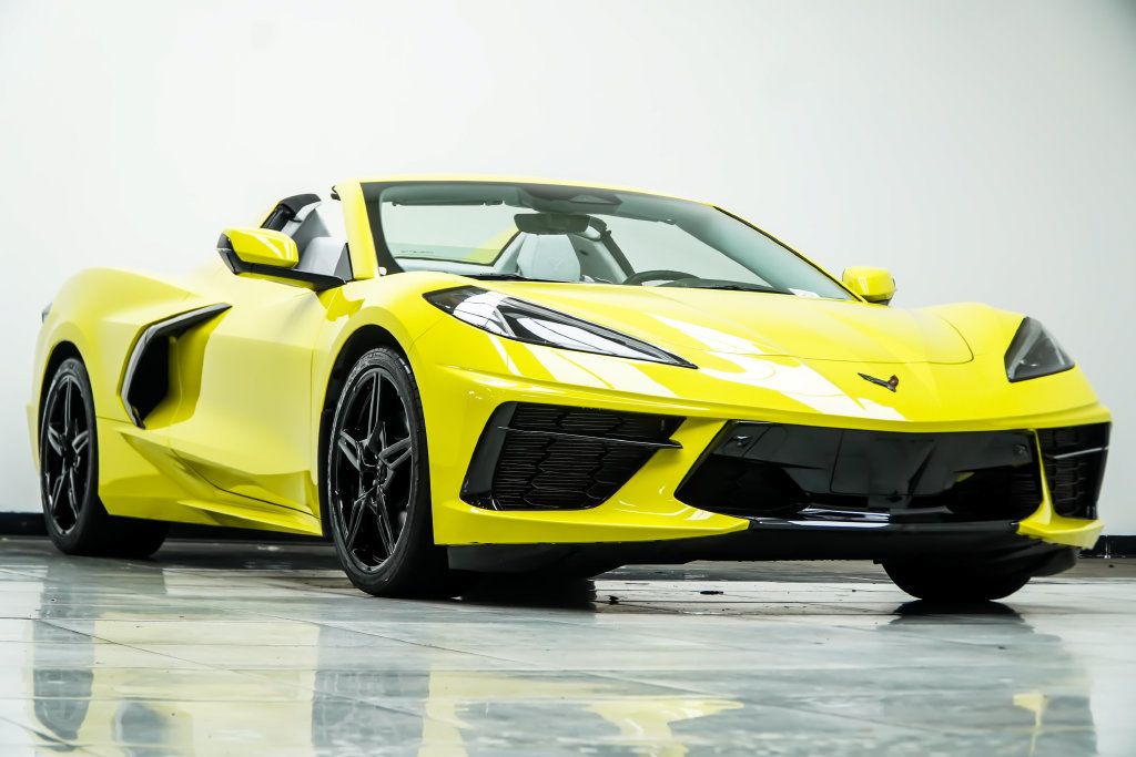 Used 2024 Chevrolet Corvette Stingray Premium Conv w/ 3LT RWD image 4
