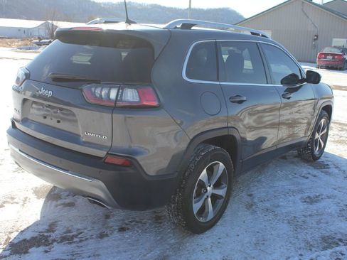 Used 2019 Jeep Cherokee Limited image 6