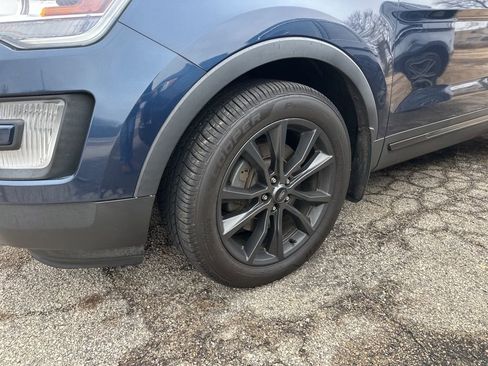 Used 2017 Ford Explorer XLT w/ Equipment Group 202A image 16