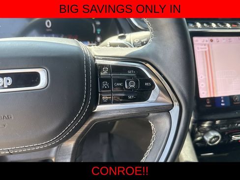 Used 2024 Jeep Grand Cherokee Overland w/ Advanced Protech Group III AWD/4WD image 15