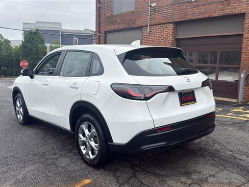 Used 2023 Honda HR-V LX image 8
