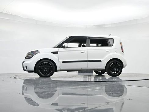 Used 2010 Kia Soul + image 35