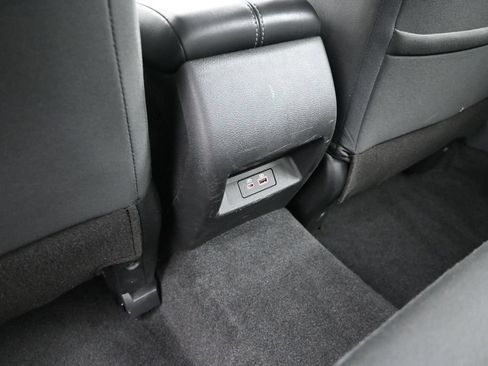 Used 2024 Nissan Altima 2.5 SV FWD image 16