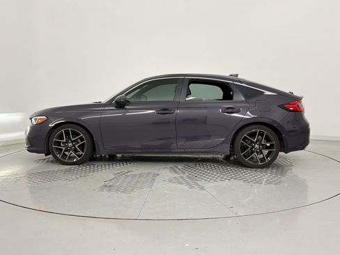 Used 2024 Honda Civic Sport Touring image 2