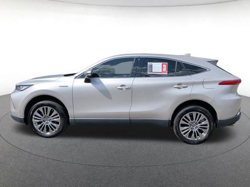 Used 2021 Toyota Venza Limited w/ Advanced Technology Package AWD/4WD image 3