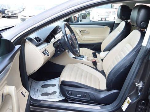 Used 2013 Volkswagen CC Sport FWD image 36