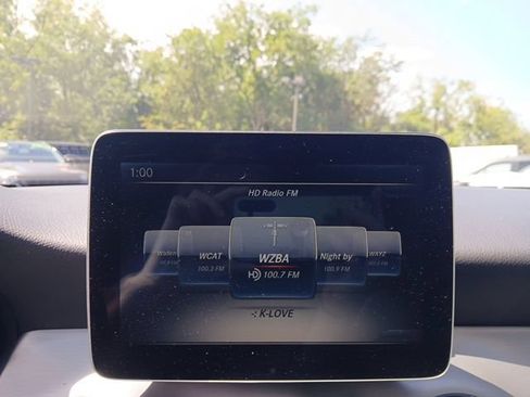Used 2018 Mercedes-Benz GLA 250 4MATIC image 24