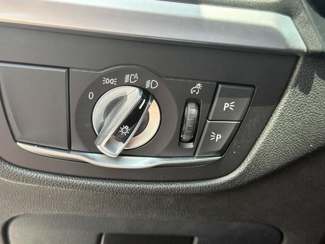 Used 2022 BMW X4 xDrive30i AWD/4WD image 14