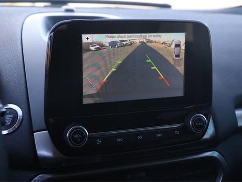 Used 2018 Ford EcoSport SE image 15