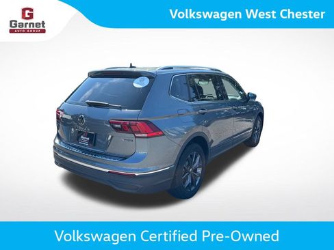 Certified 2023 Volkswagen Tiguan SE w/ Panoramic Sunroof Package AWD/4WD image 5