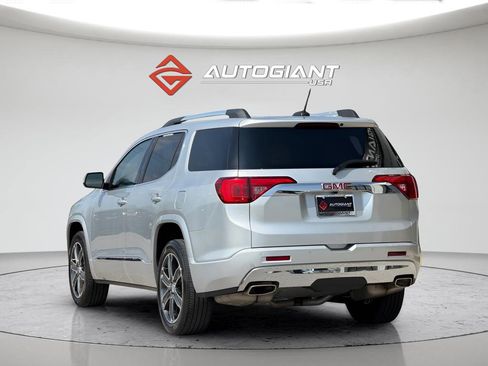 Used 2018 GMC Acadia Denali image 8