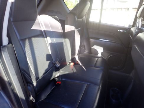 Used 2015 Jeep Compass High Altitude image 7