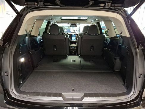 Certified 2025 Subaru Ascent Bronze Edition image 31