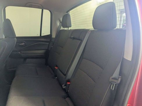 Used 2022 Honda Ridgeline Sport image 32