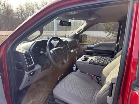 Used 2015 Ford F150 XLT w/ Equipment Group 302A Luxury image 10