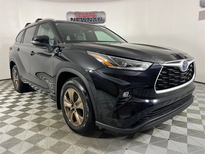 Used 2023 Toyota Highlander Bronze Edition