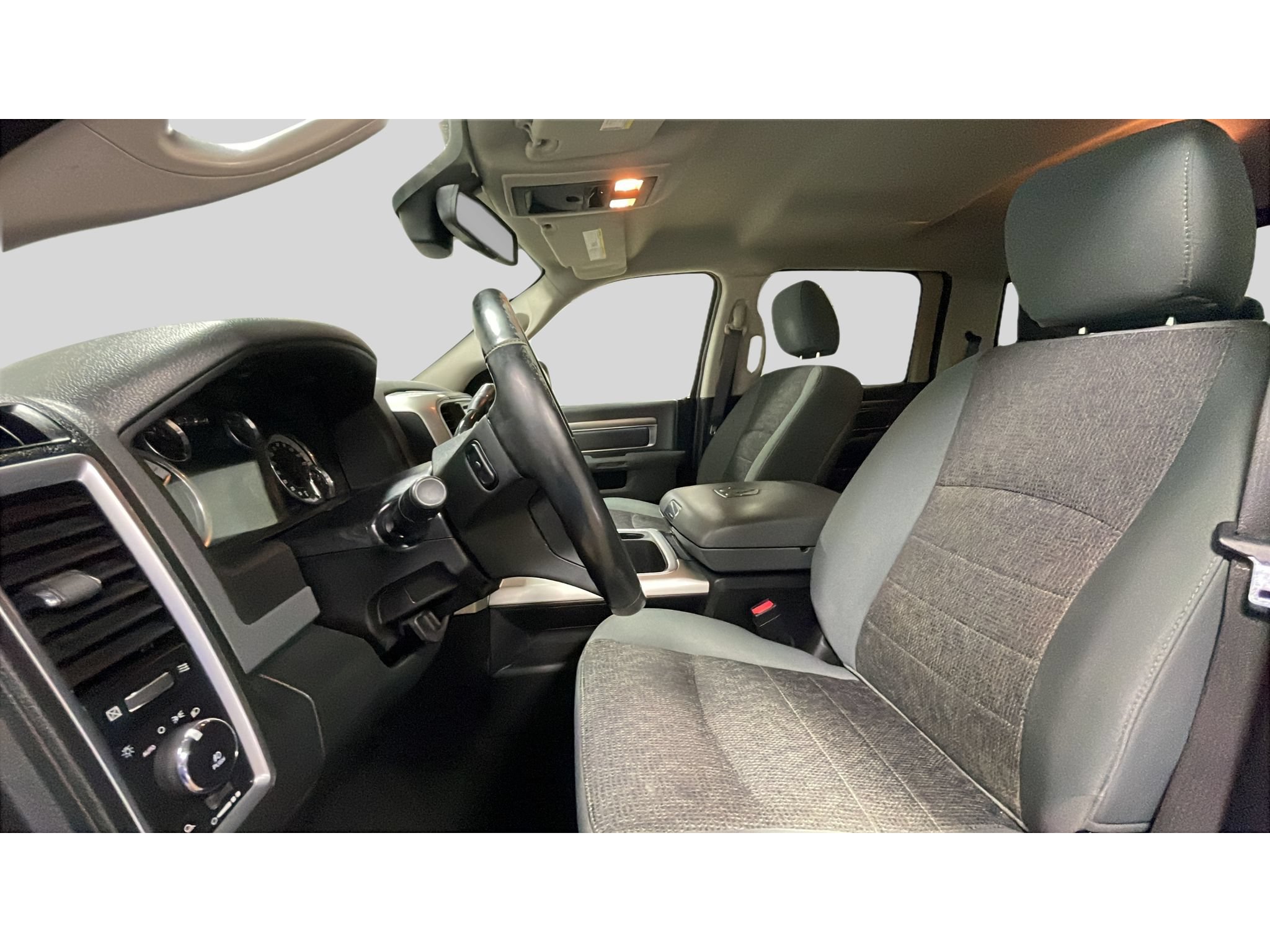 Used 2016 RAM 3500 Big Horn AWD/4WD image 12