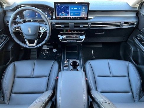 New 2026 Lincoln Corsair Premiere image 25