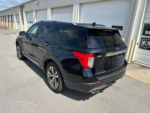 Used 2020 Ford Explorer Platinum w/ Premium Technology Package AWD/4WD image 17
