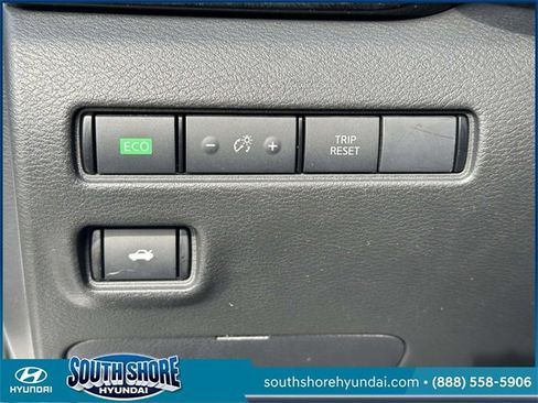 Used 2022 Nissan Sentra SR image 21