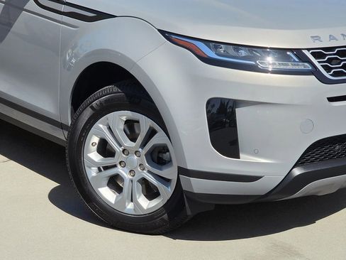 Used 2020 Land Rover Range Rover Evoque S image 2