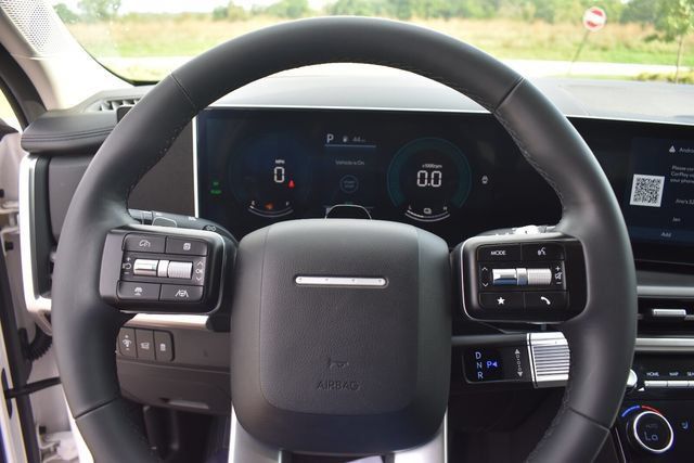 Used 2024 Hyundai Santa Fe SEL FWD image 31
