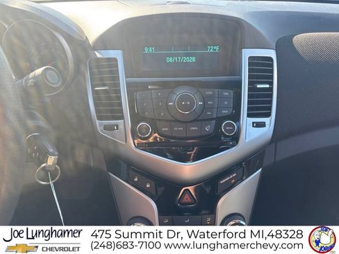 Used 2011 Chevrolet Cruze LT FWD image 14