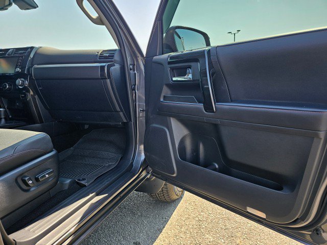 Used 2023 Toyota 4Runner TRD Off-Road Premium w/ Off Road Premium Plus Package AWD/4WD image 12