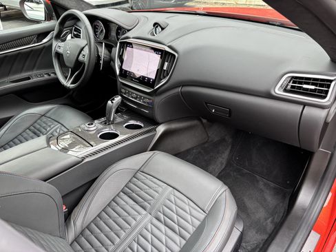 Used 2023 Maserati Ghibli F Tributo AWD/4WD image 27