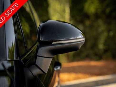 Used 2023 Porsche Cayenne Platinum Edition AWD/4WD image 21