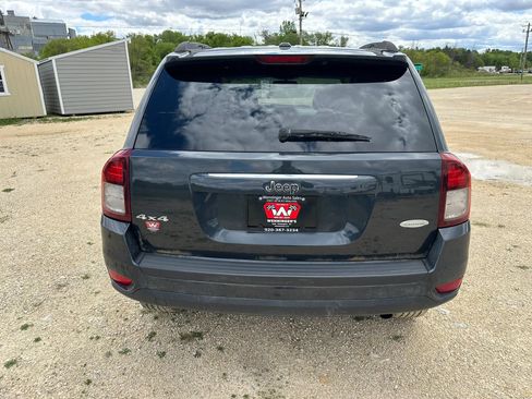 Used 2014 Jeep Compass Latitude w/ Trailer Tow Prep Group AWD/4WD image 7