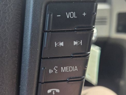 Used 2012 Ford F150 Raptor w/ Raptor Luxury Pkg image 18