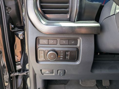Used 2024 Ford F250 Lariat w/ Lariat Ultimate Package AWD/4WD image 22