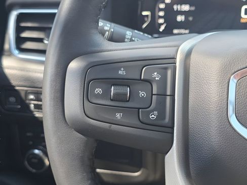 Used 2022 GMC Yukon XL Denali image 24