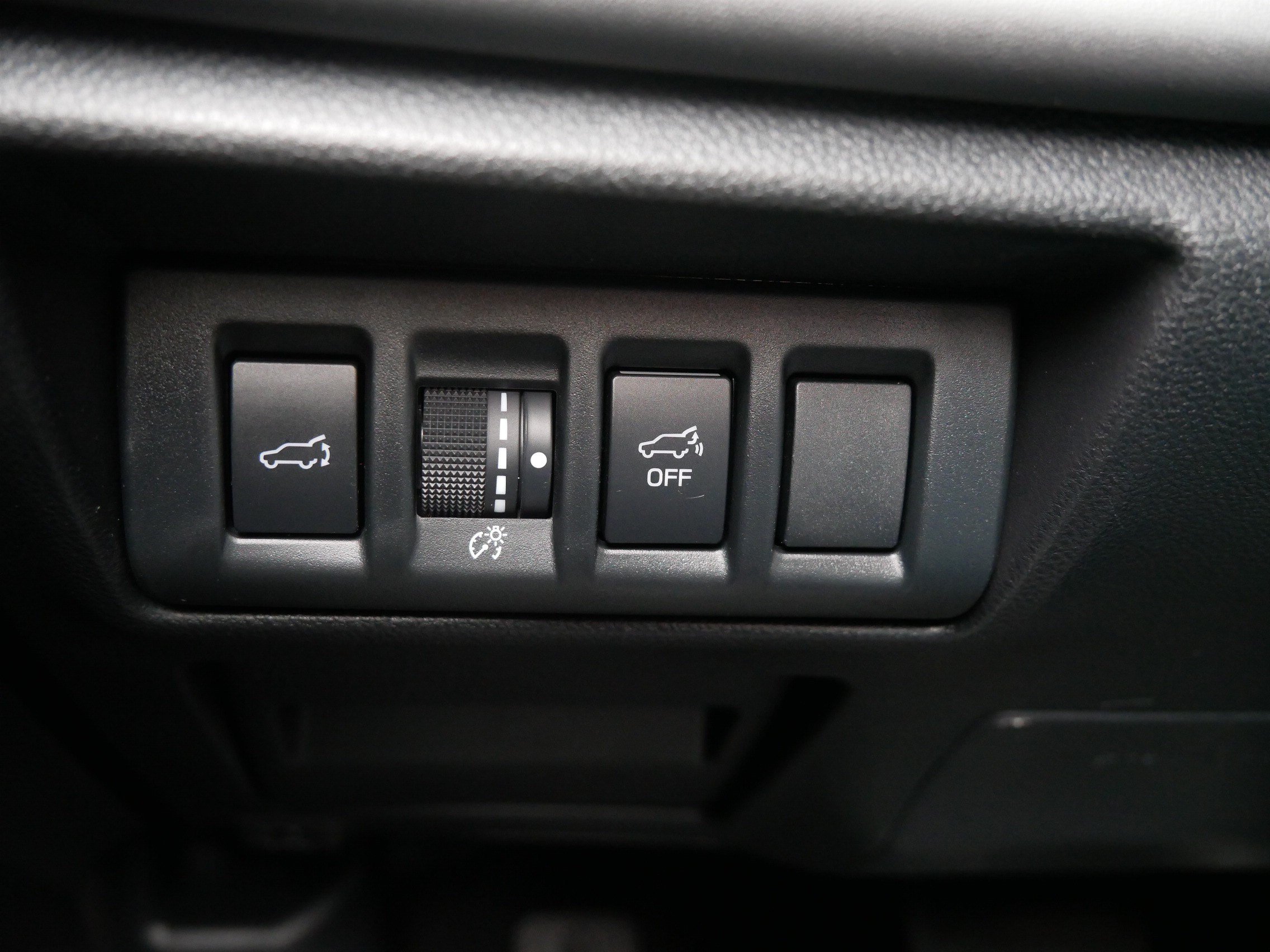 Certified 2025 Subaru Outback Onyx Edition AWD/4WD image 30