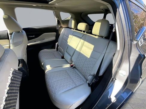Used 2024 Nissan Murano Platinum w/ Cargo Package image 19
