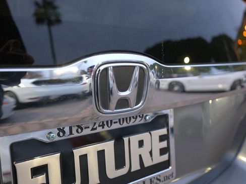 Used 2013 Honda Insight image 32