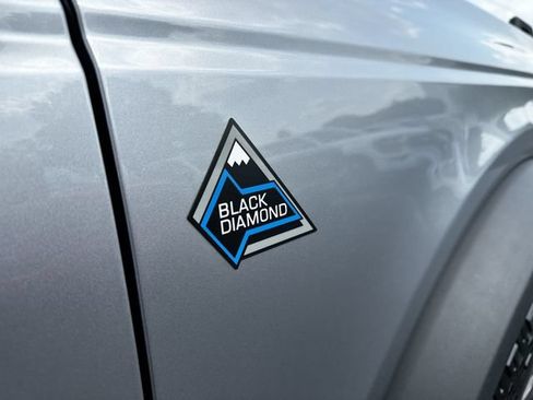 Certified 2024 Ford Bronco Black Diamond AWD/4WD image 48