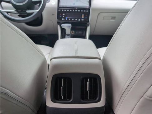 Certified 2024 Hyundai Tucson SEL w/ Convenience Package FWD image 19