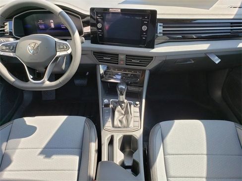 New 2025 Volkswagen Jetta SE image 8