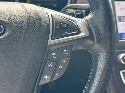 Used 2019 Ford Fusion SE w/ Equipment Group 151A FWD image 19