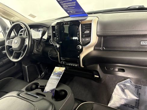Used 2024 RAM 2500 Laramie image 37